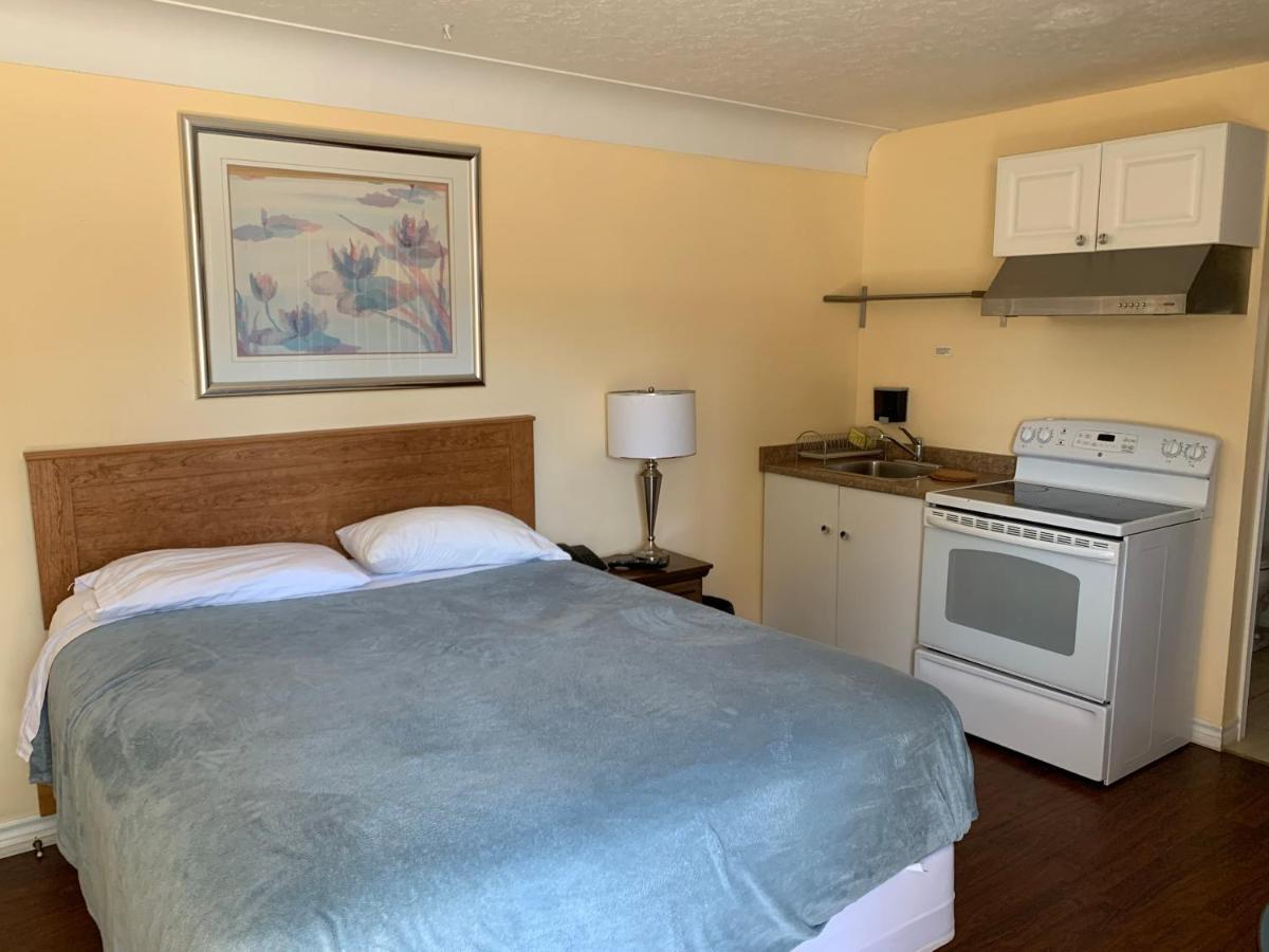Sunparlor Motel Leamington Buitenkant foto