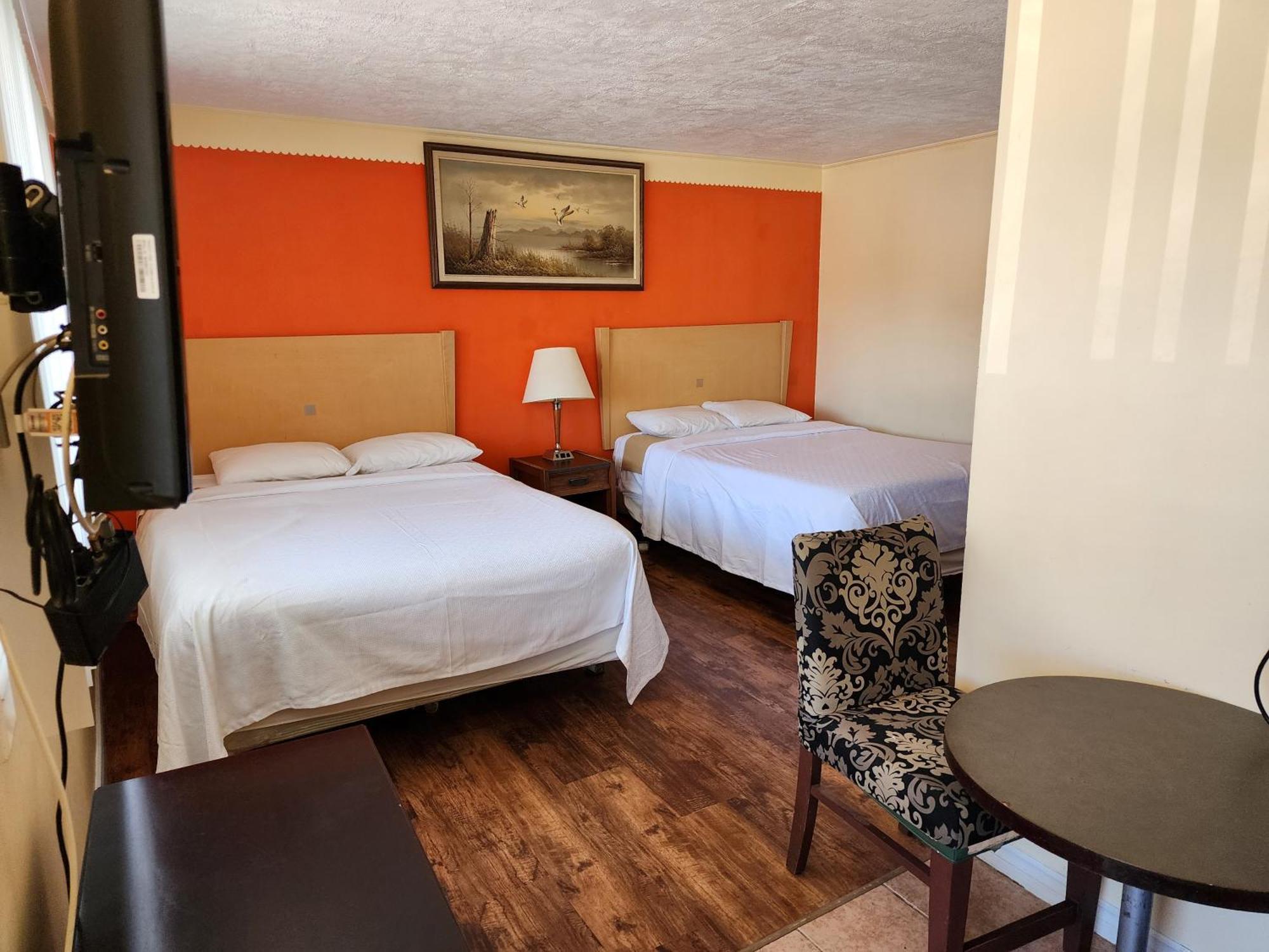 Sunparlor Motel Leamington Buitenkant foto