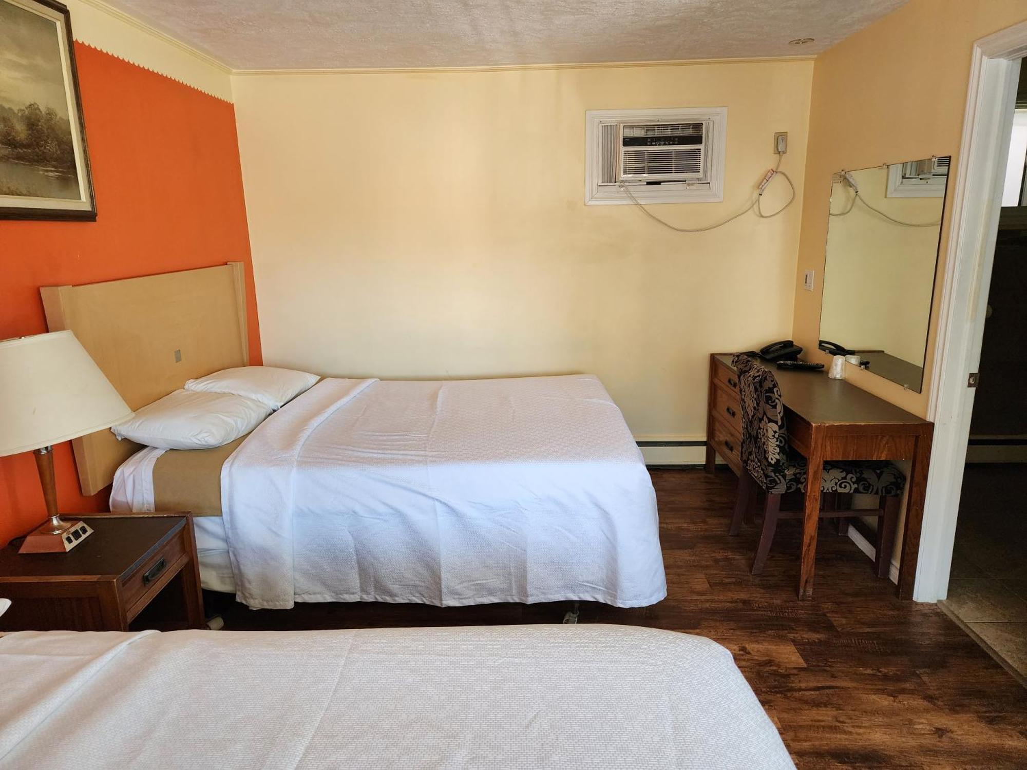 Sunparlor Motel Leamington Buitenkant foto