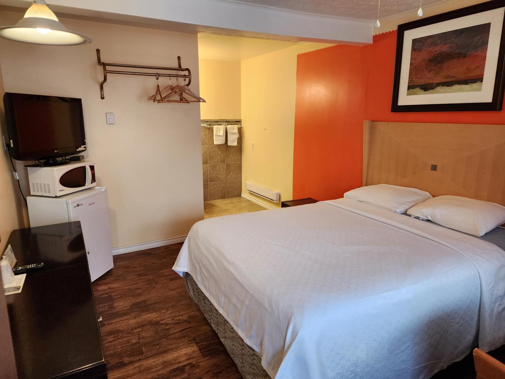 Sunparlor Motel Leamington Buitenkant foto