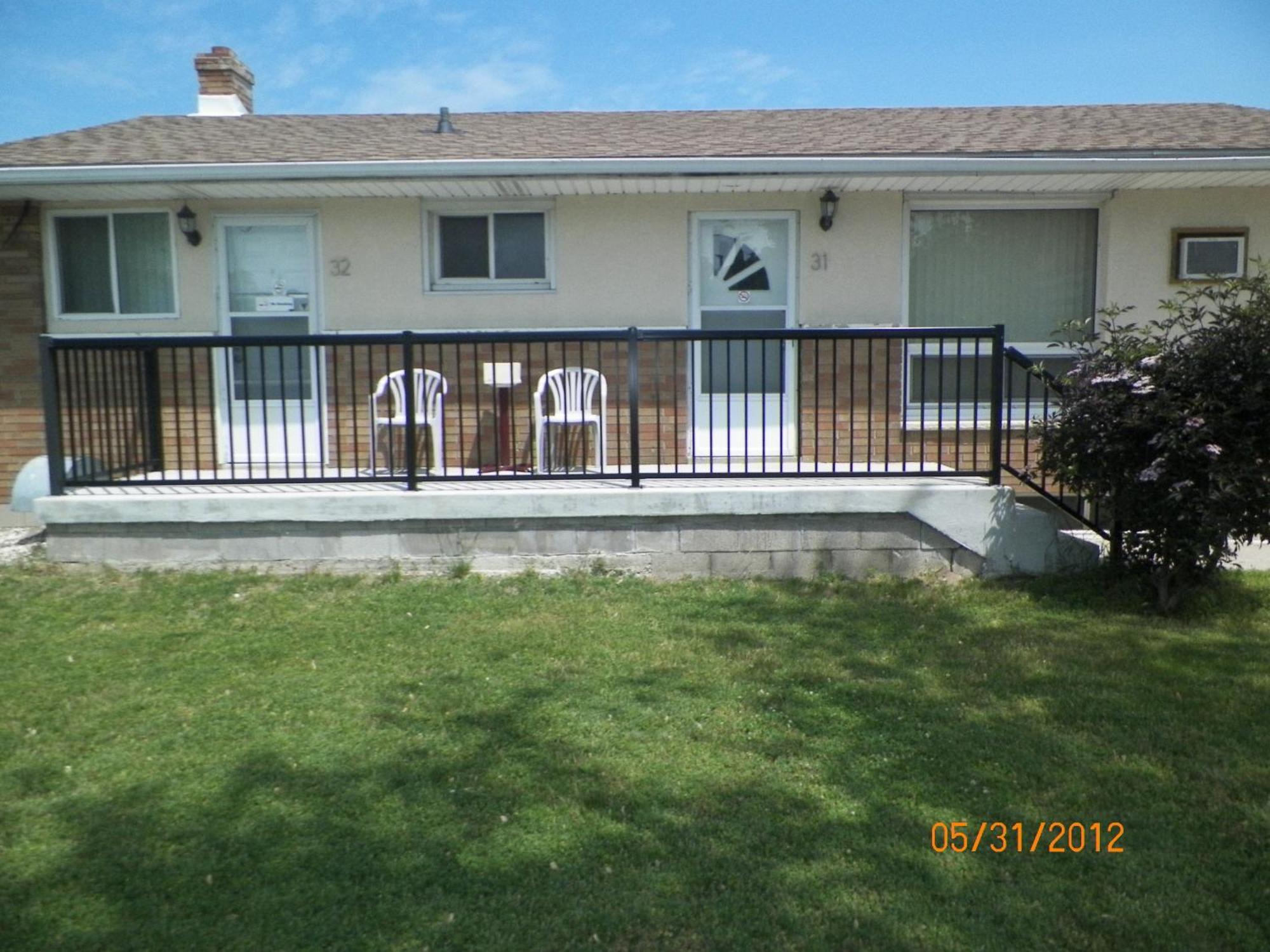 Sunparlor Motel Leamington Buitenkant foto